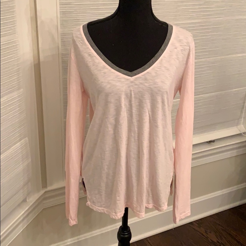 Nwot‎ Michael Stars aft trendy top!